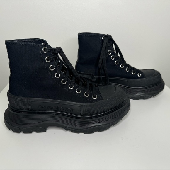 Alexander McQueen Black Tread Slick Boots - Size 38 - Picture 6 of 11